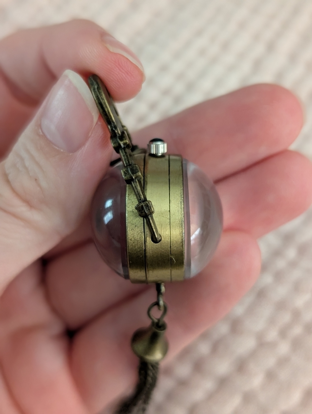 Vintage-style Quartz Pocket Watch Charm - Picture 8 of 9